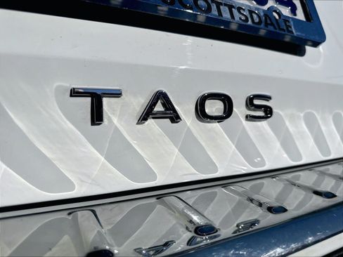 Used 2023 Volkswagen Taos S w/ Driver Assistance Package FWD image 8