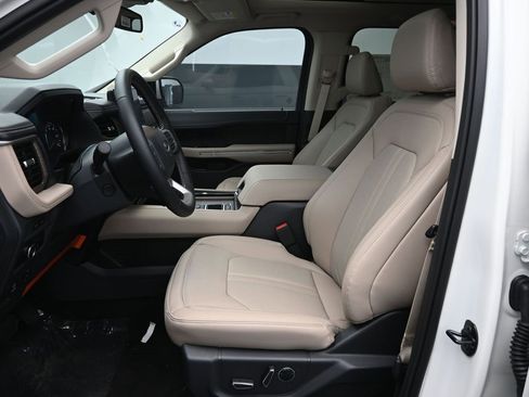 New 2024 Ford Expedition Max Limited image 19