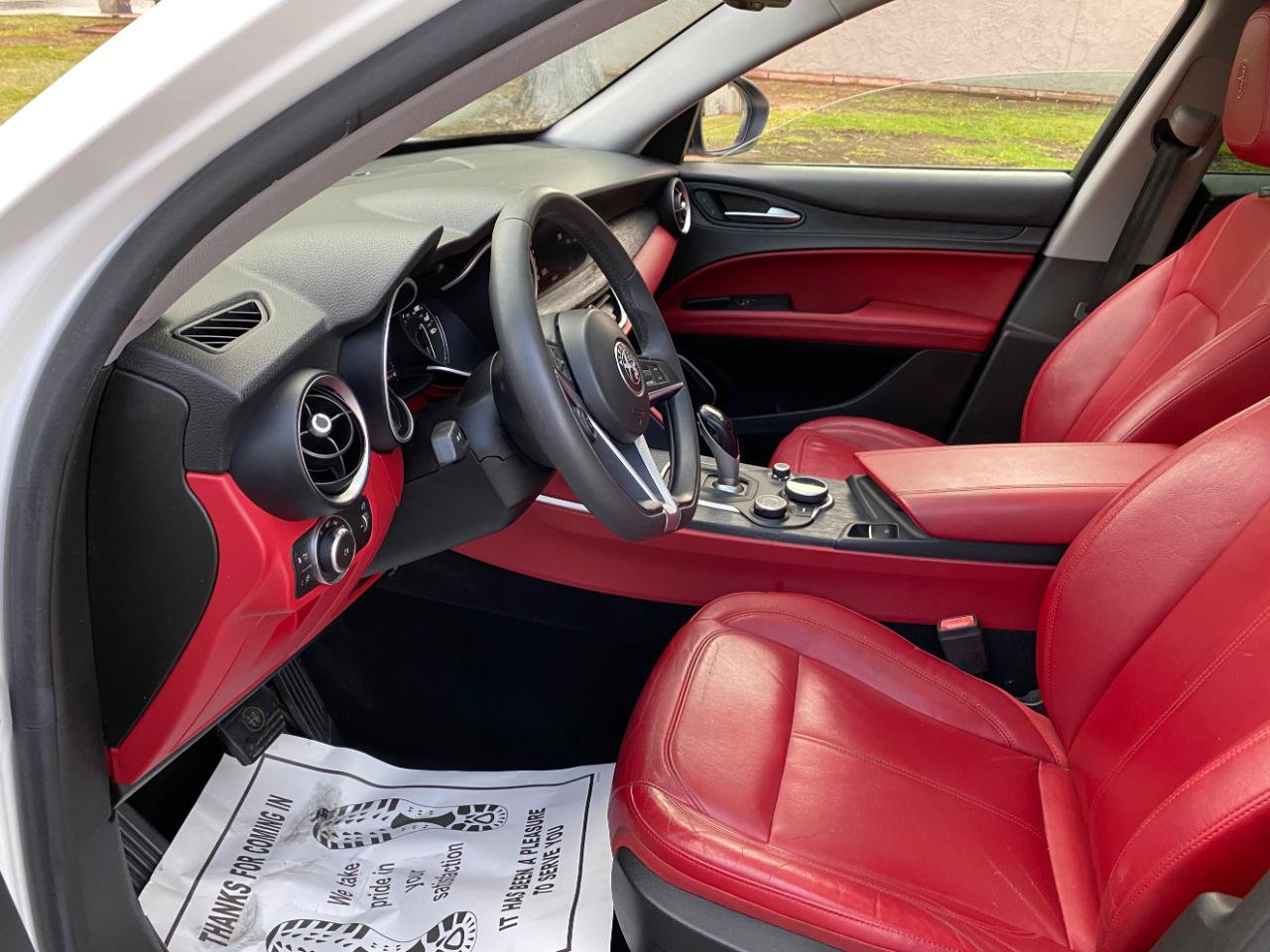 Used 2019 Alfa Romeo Stelvio w/ Nero Edizione RWD image 32