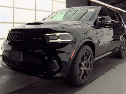 Used 2025 Dodge Durango R/T AWD/4WD image 1