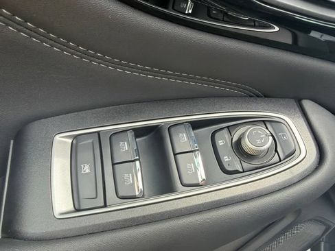 Used 2025 Subaru Outback Touring AWD/4WD image 29