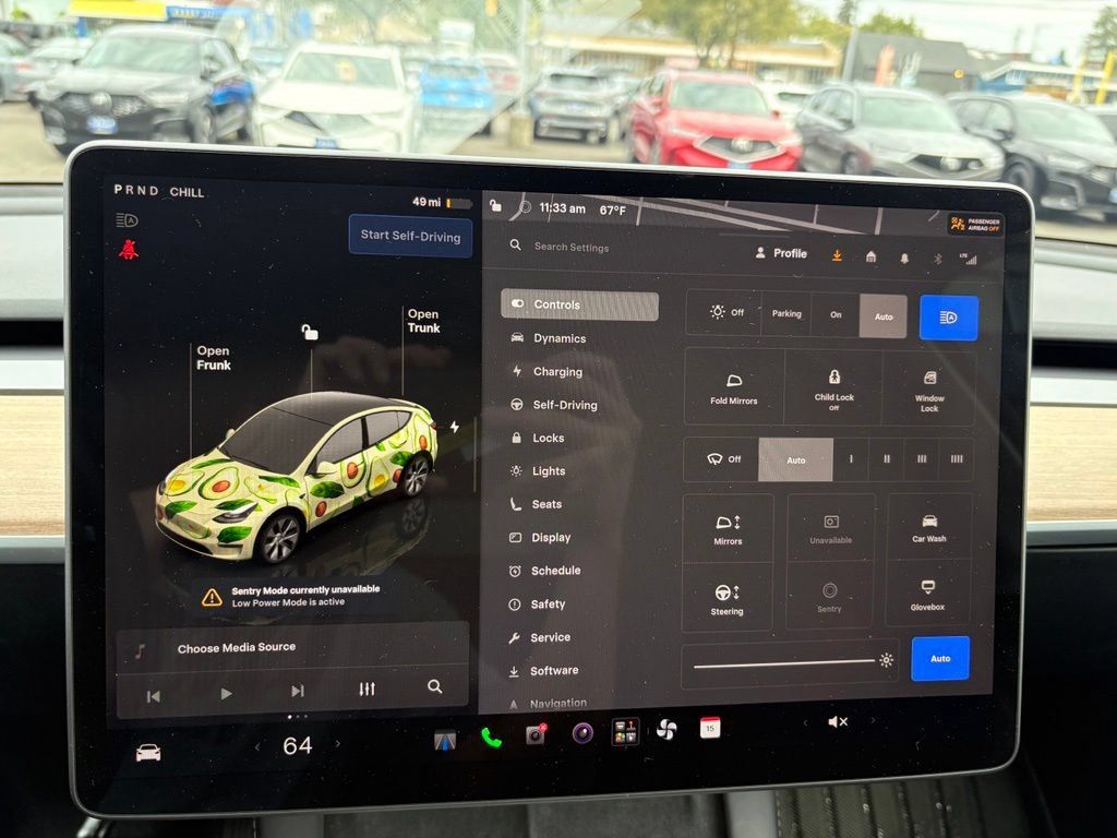 Used 2023 Tesla Model Y Long Range AWD/4WD image 18