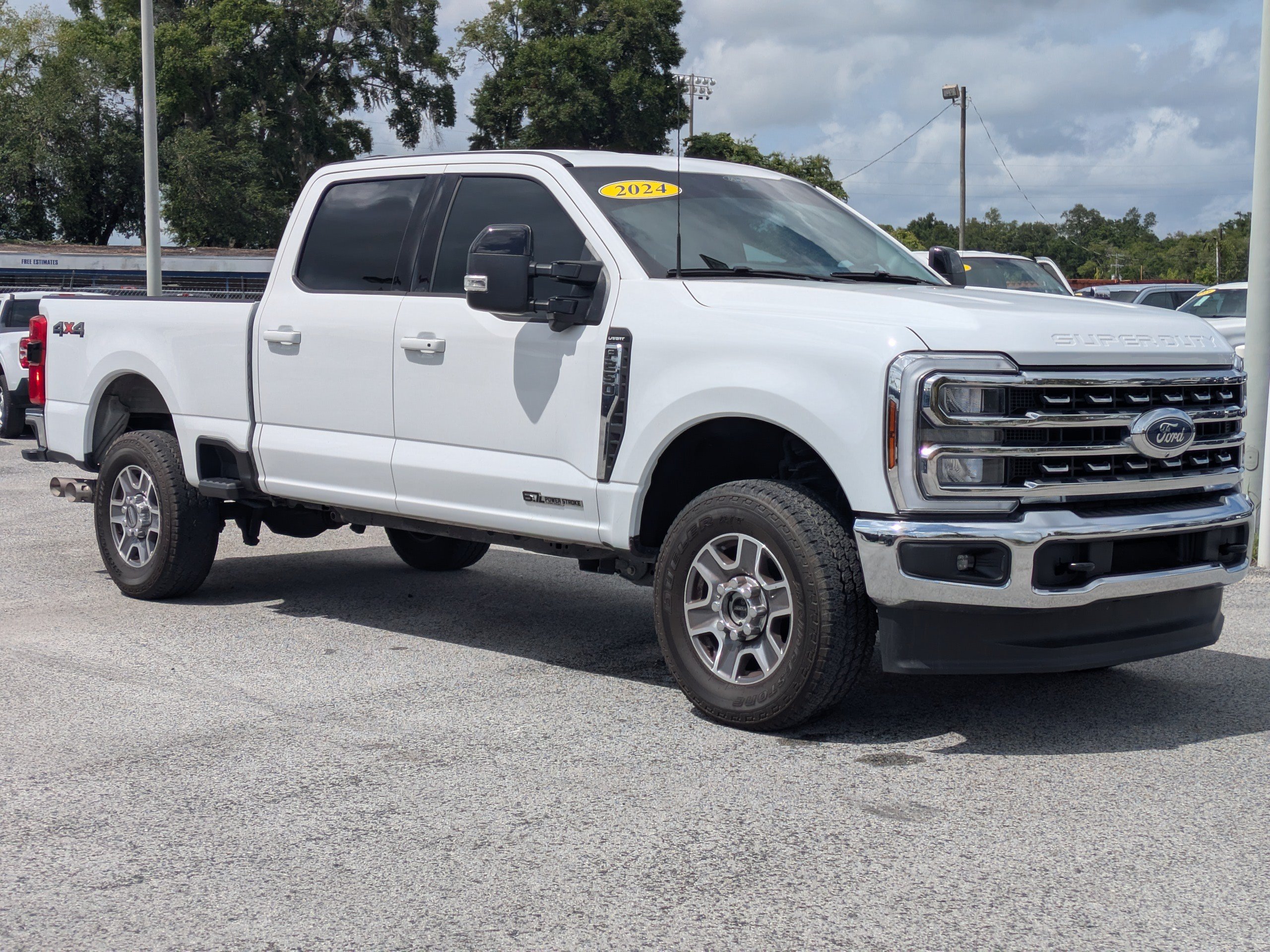 Used 2024 Ford F250 Lariat AWD/4WD image 2