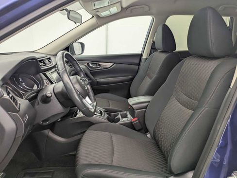 Used 2018 Nissan Rogue SV AWD/4WD image 17