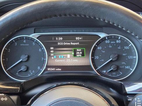 Used 2022 Nissan Pathfinder SL w/ Lighting Package (N92) FWD image 13