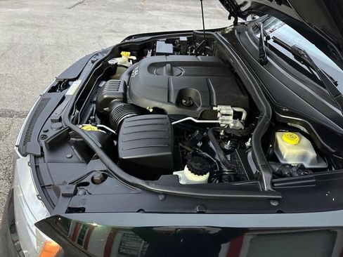 Used 2012 Jeep Grand Cherokee Laredo image 39