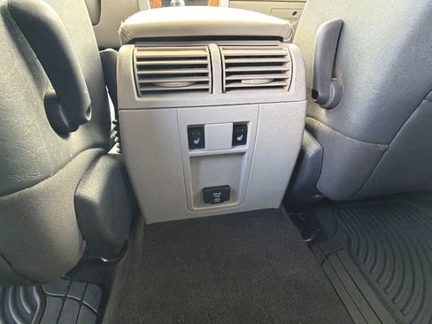 Used 2010 Jeep Grand Cherokee Limited image 11