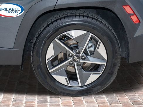 Used 2025 Hyundai Tucson SEL FWD image 40