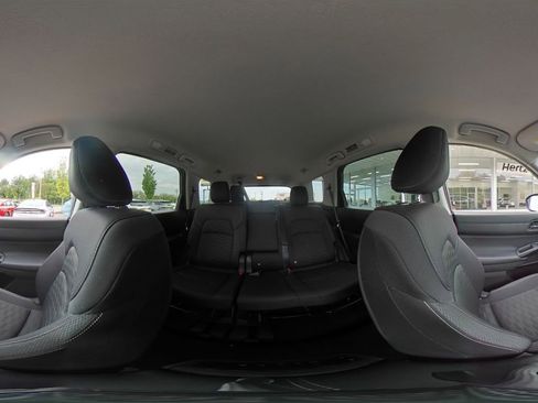 Used 2025 Nissan Pathfinder SV AWD/4WD image 45