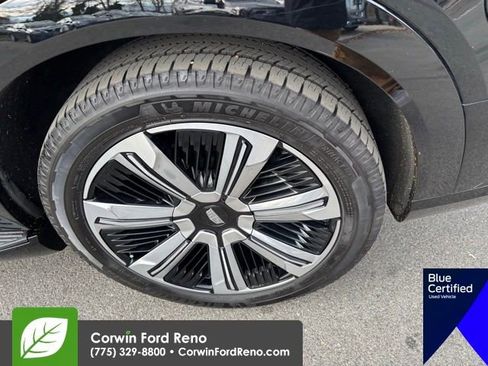 Used 2025 Cadillac Escalade IQ Luxury 2 image 42