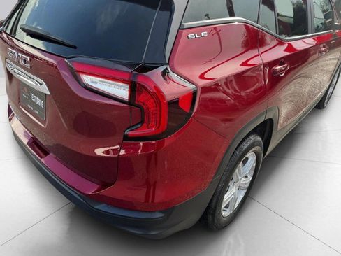 Used 2024 GMC Terrain SLE image 13