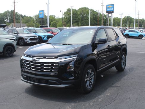 New 2026 Chevrolet Equinox LT w/ Safety and Technology Package AWD/4WD image 7