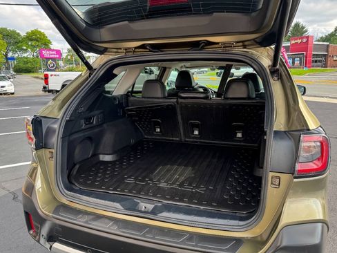 Used 2020 Subaru Outback Limited AWD/4WD image 19