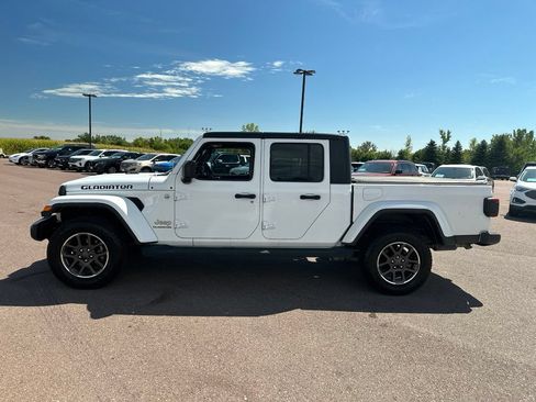 Used 2020 Jeep Gladiator Overland AWD/4WD image 36