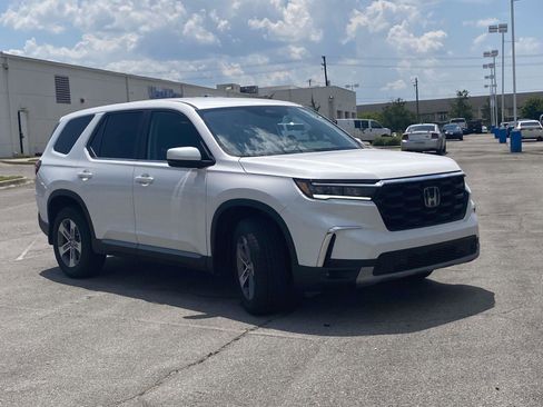 New 2025 Honda Pilot EX-L image 16