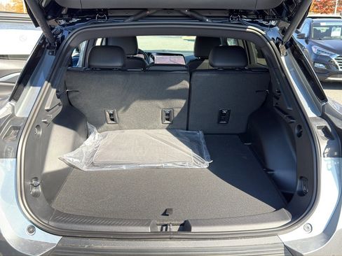 New 2026 Chevrolet Equinox EV LT image 28