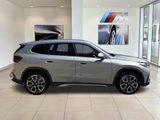 Used 2025 BMW X1 xDrive28i w/ Technology Package image 5