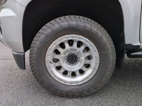 Used 2020 GMC Canyon SLE w/ SLE Convenience Package image 31