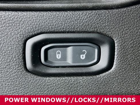 Used 2023 Jeep Wrangler Unlimited Sahara w/ Cold Weather Group AWD/4WD image 20