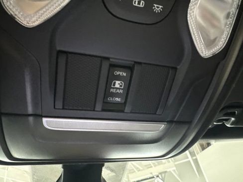Used 2022 RAM 1500 Big Horn AWD/4WD image 50