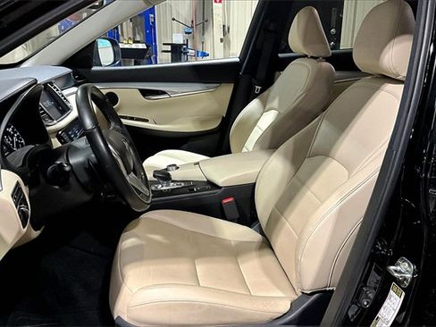 Used 2021 INFINITI QX50 Luxe w/ Cargo Package image 10