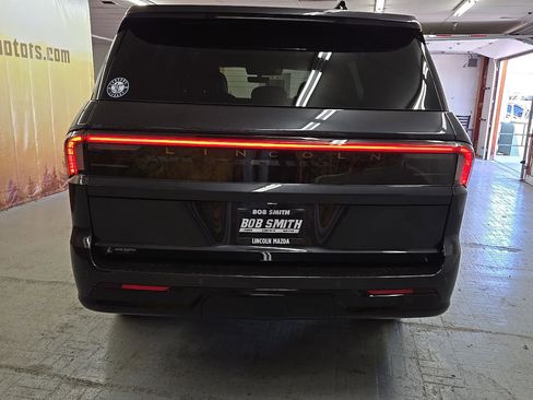 New 2025 Lincoln Navigator Reserve w/ Jet Appearance Package image 19