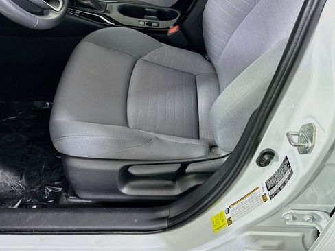 Certified 2024 Toyota Corolla SE FWD image 24