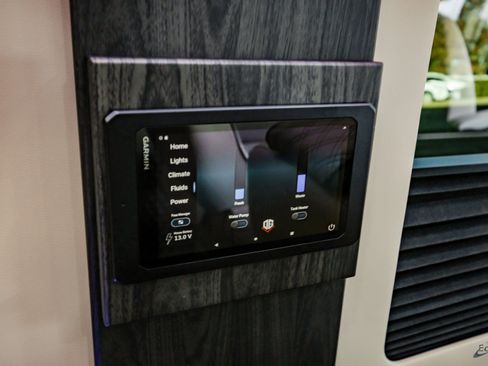 Used 2025 Mercedes-Benz Sprinter 3500 image 97