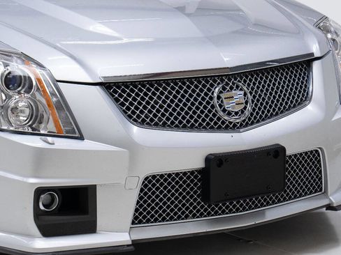 Used 2013 Cadillac CTS V image 9