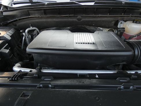 Certified 2024 Chevrolet Suburban High Country w/ Advanced Technology Package AWD/4WD image 20
