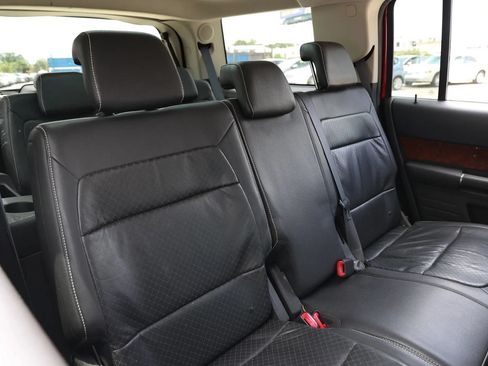 Used 2009 Ford Flex Limited FWD image 25