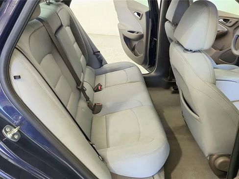 Used 2025 Chevrolet Malibu LT FWD image 15