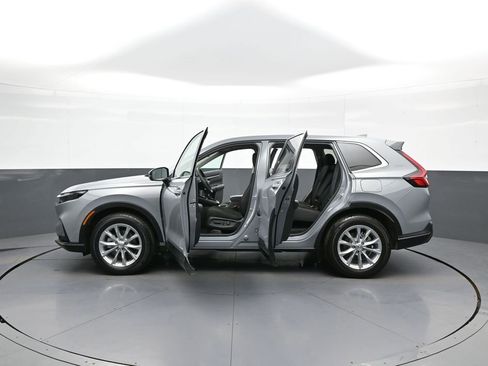 Certified 2025 Honda CR-V EX image 43