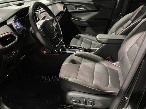 Used 2023 Chevrolet TrailBlazer RS image 11
