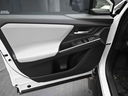 New 2026 Subaru Solterra Premium image 7