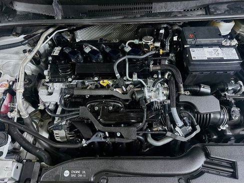 Used 2023 Toyota Corolla SE image 32