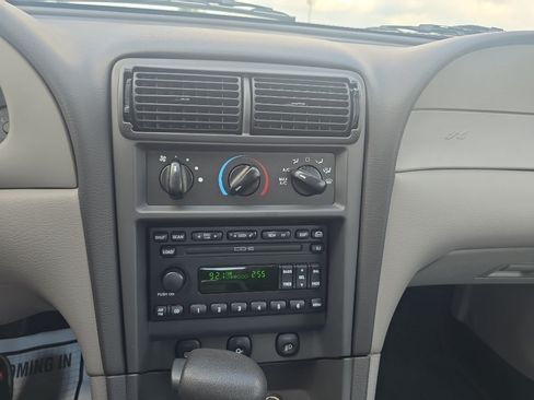Used 2001 Ford Mustang GT RWD image 21