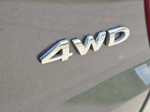 Used 2018 Ford Explorer Limited AWD/4WD image 12