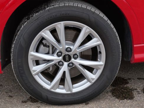 Used 2023 Audi Q3 2.0T Premium Plus w/ Premium Plus Package image 7