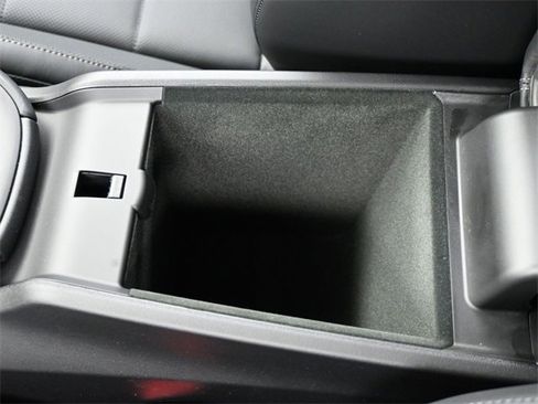 New 2025 Porsche Macan Turbo Electric image 19