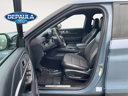 Used 2025 Ford Explorer ST-Line AWD/4WD image 11
