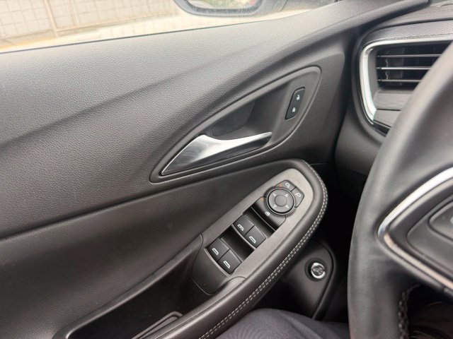 Used 2024 Buick Encore GX Preferred w/ Comfort Package AWD/4WD image 13