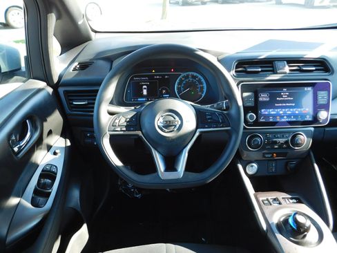 Used 2022 Nissan Leaf S FWD image 15