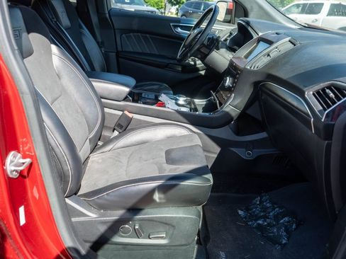 Used 2019 Ford Edge ST w/ Convenience Package AWD/4WD image 10
