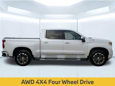 Used 2023 Chevrolet Silverado 1500 High Country w/ Technology Package AWD/4WD image 8
