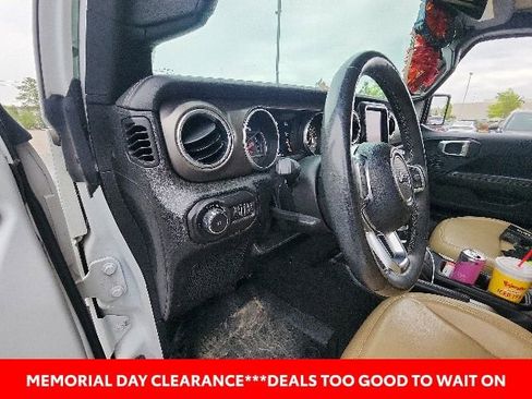 Used 2018 Jeep Wrangler Unlimited Rubicon AWD/4WD image 25