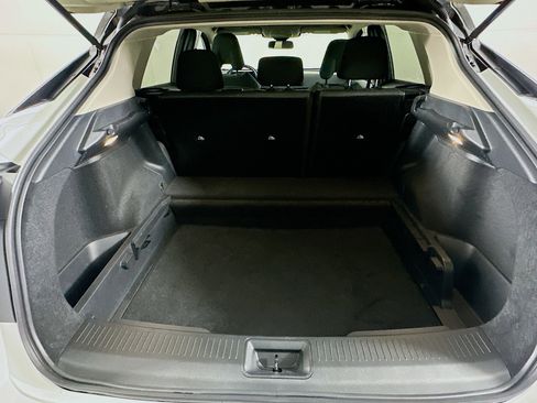 Used 2023 Nissan Ariya VENTURE+ image 28