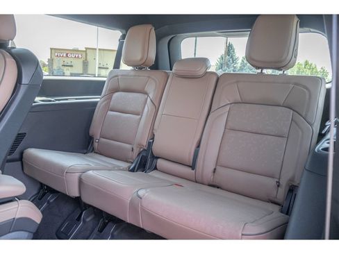 Used 2026 Lincoln Navigator L Black Label AWD/4WD image 15