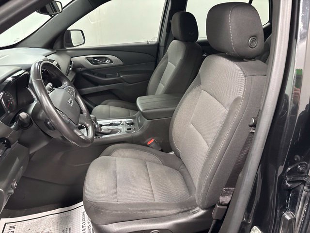 Used 2022 Chevrolet Traverse LT FWD image 22
