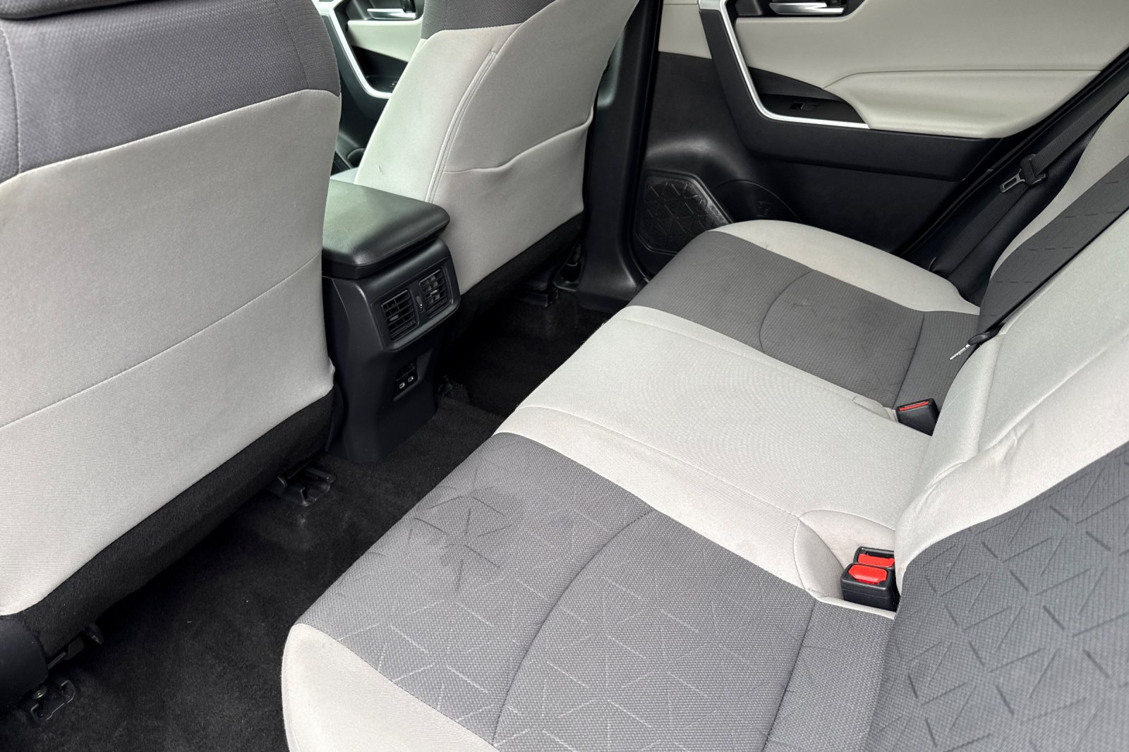 Certified 2024 Toyota RAV4 XLE FWD image 12